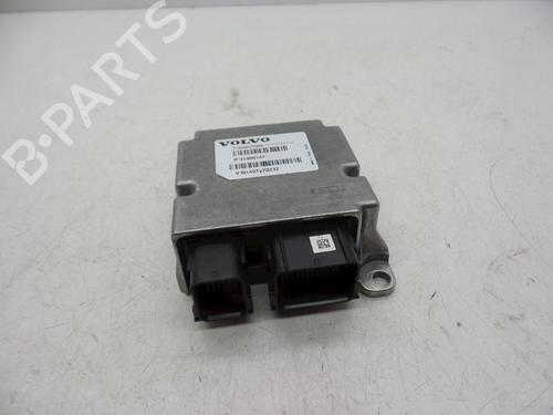 Used ECU airbags VOLVO V40 Hatchback (525) D2 (114 hp) 18623035