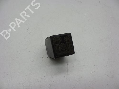Used Electronic sensor VOLVO 240 Kombi (P245) 2.3 i Cat (115 hp) 18622137