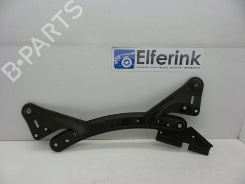 Used Subframe Subframe VOLVO V40 Hatchback (525) T2 (122 hp) 18625926 18625926