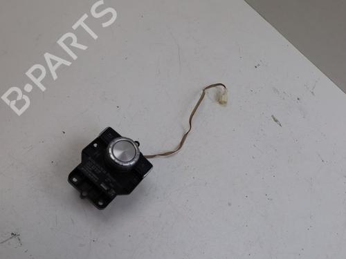 Used Switch Switch MERCEDES-BENZ C-CLASS (W204) C 180 CGI (204.049) (156 hp) 26722112 26722112