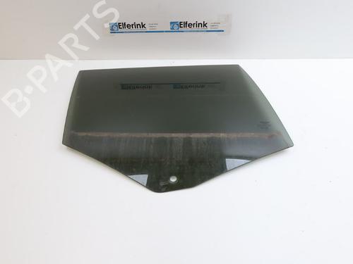 rear-right-door-window-volvo-v60-ii-225-2018-32519911 main image