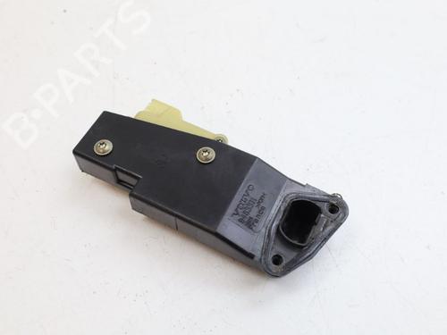 Used Fuel door actuator VOLVO V70 II (285) R 2,5 T AWD (300 hp) 24354497