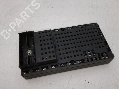 Used Fuse box Fuse box VOLVO S60 I (384) 2.4 D (130 hp) 18628406 18628406