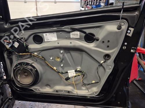 Right front door MERCEDES-BENZ B-CLASS Sports Tourer (W245) B 200 TURBO (245.234) | BP22384635C3 