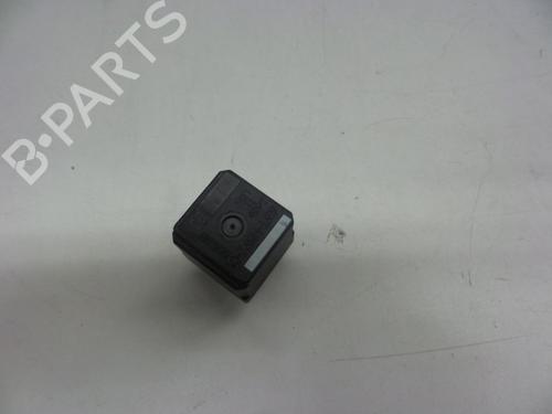 Used Electronic sensor Electronic sensor VOLVO V70 III (135) 2.5 T FlexiFuel (200 hp) 18618611 18618611