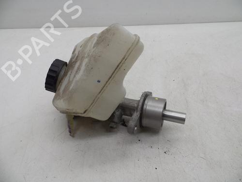 Used Brake master cylinder Brake master cylinder OPEL CORSA C (X01) 1.2 Twinport (F08, F68) (80 hp) 18616887 18616887