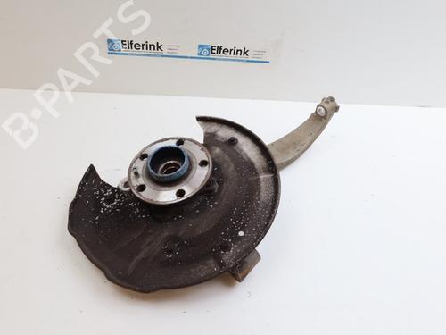 Used Left front steering knuckle VOLVO V60 II (225) D3 (150 hp) 18640112