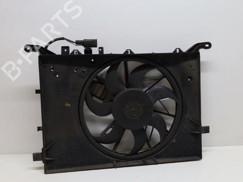 Used Radiator fan Radiator fan 38652156 38652156
