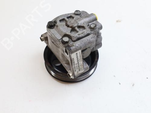 Used Steering pump Steering pump 21593468 21593468