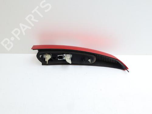 Right taillight VOLVO V70 II (285) D5 | BP30853944C35