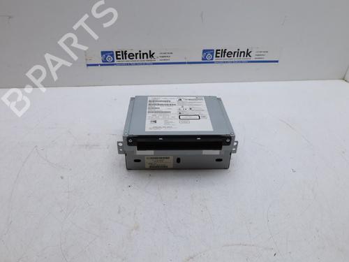 Used Radio Radio VOLVO V40 Hatchback (525) D2 (114 hp) 18635802 18635802