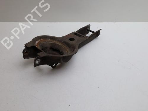 Højre bagtil bærearm VOLVO V70 II (285) 2.4 (140 hp) 31259585