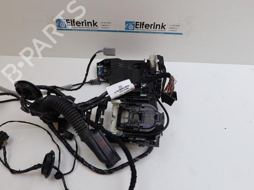 Høyre foran lås LYNK & CO 01 PHEV | BP21774587C97 