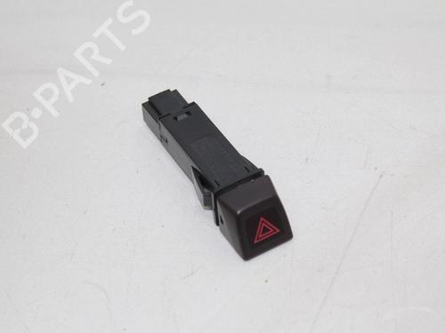 Used Warning switch Warning switch VOLVO V50 (545) 2.0 D (136 hp) 18612902 18612902