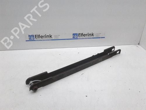 Used Right rear suspension arm VOLVO XC90 I (275) D5 AWD (200 hp) 18633377
