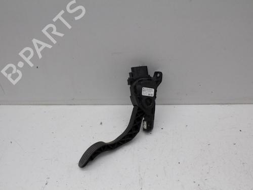 Used Pedal VOLVO V70 III (135) 2.4 D (175 hp) 18612123