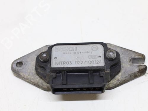 Used Electronic module Electronic module SAAB 900 I (AC4, AM4) 2.1 -16 (136 hp) 40606445 40606445