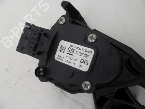 Pedal OPEL INSIGNIA A Sports Tourer (G09) 2.0 CDTI (35) | BP18615801I4