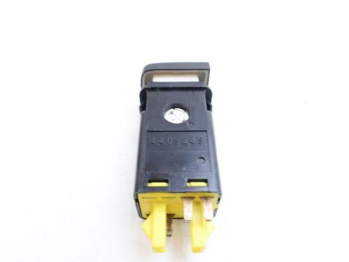 Switch SAAB 9-3 Cabriolet (YS3D) 2.0 Turbo | BP34138180I30 - Image 2