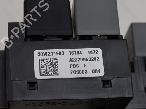 Fuse box MERCEDES-BENZ GLC (X253) 250 4-matic (253.946) | BP29053067E1 