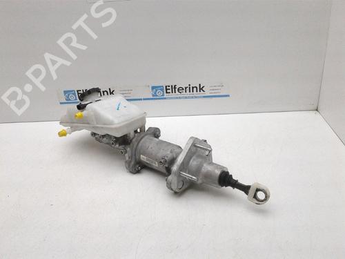Used Brake master cylinder Brake master cylinder 18630861 18630861