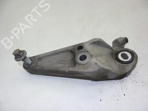 Used Engine mount Engine mount 18618064 18618064