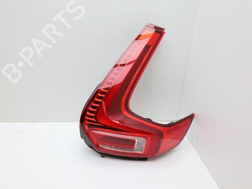 Feu arrière droit VOLVO XC40 (536) Recharge (252 hp) 32177978