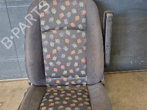 Used Right front seat MERCEDES-BENZ VITO / MIXTO Van (W639) 111 CDI (639.601, 639.603) (116 hp) 29332404