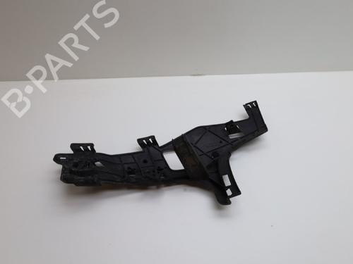 Used Front bumper bracket VOLVO V60 II (225) D3 (150 hp) 18636714