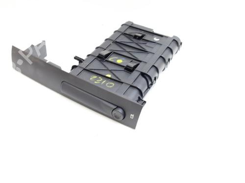 Suporte copos/Objectos Suporte copos/Objectos SAAB 9-3 (YS3F, E79, D79, D75) 1,8t (150 hp) 32752137 32752137