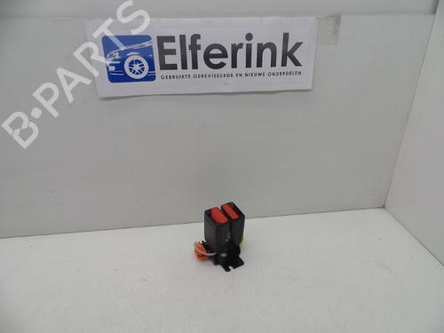 Used Seat buckle Seat buckle VOLVO V40 Hatchback (525) T2 GTDi (120 hp) 18615411 18615411