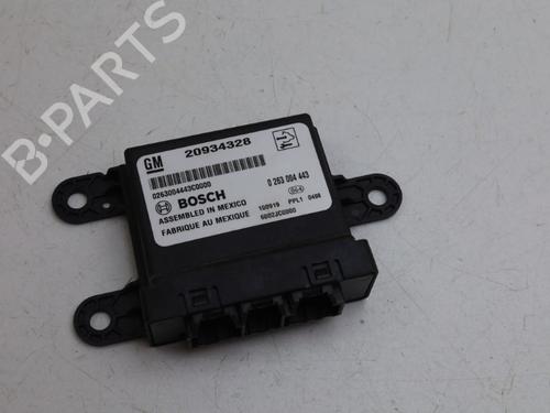 Used Electronic module Electronic module SAAB 9-5 (YS3G) 2.0 TiD (160 hp) 33929100 33929100