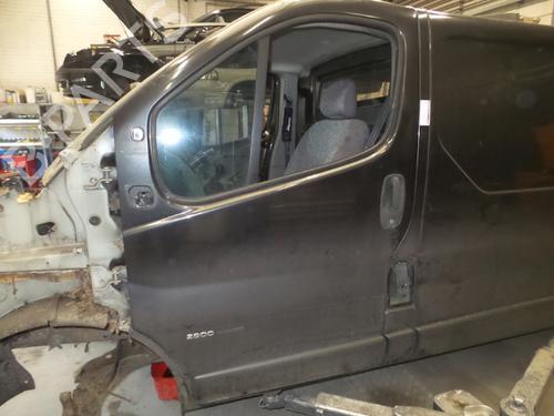 Used Left front door OPEL VIVARO A Van (X83) 2.5 DTI (F7) (135 hp) 18623670