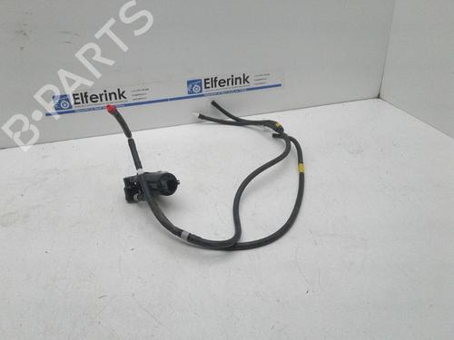 Used Washer pump Washer pump VOLVO V90 II Cross Country (236) T5 AWD (250 hp) 18632581 18632581