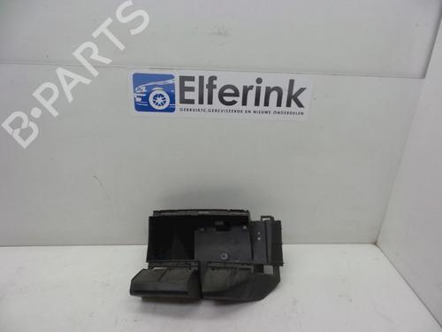 Used Rear bumper bracket Rear bumper bracket VOLVO XC90 I (275) D5 AWD (200 hp) 18618075 18618075
