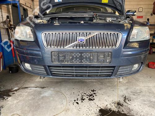 Used Front bumper Front bumper VOLVO V50 (545) 2.4 (140 hp) 39720244 39720244