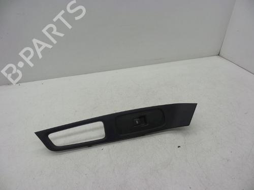 Used Switch Switch VOLVO V60 I (155) 1.6 DRIVe (114 hp) 18620209 18620209