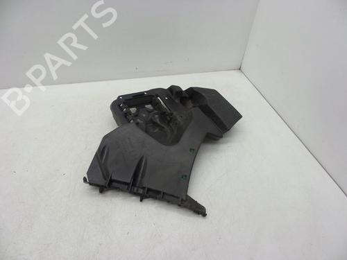 Used Rear bumper bracket VOLVO V40 Hatchback (525) D4 (190 hp) 18620237