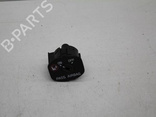 Used Switch Switch VOLVO XC70 II (136) T6 AWD (304 hp) 18613273 18613273