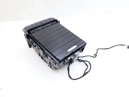 Used Glove box MERCEDES-BENZ A-CLASS Saloon (V177) A 250 e (177.186) (218 hp) 27238804