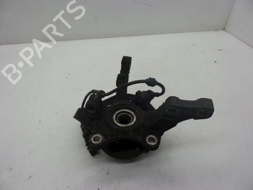 Used Left front steering knuckle OPEL CORSA C (X01) 1.2 (F08, F68) (75 hp) 18618965