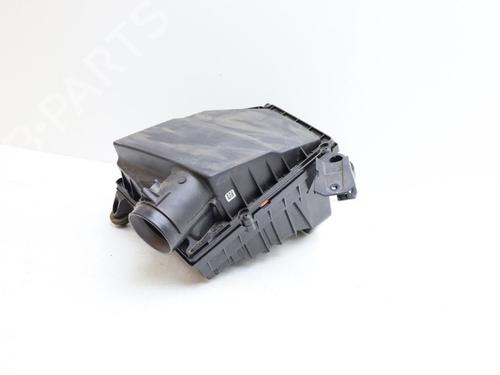 Used Air filter box Air filter box VOLVO V60 II (225) T4 (190 hp) 33984547 33984547