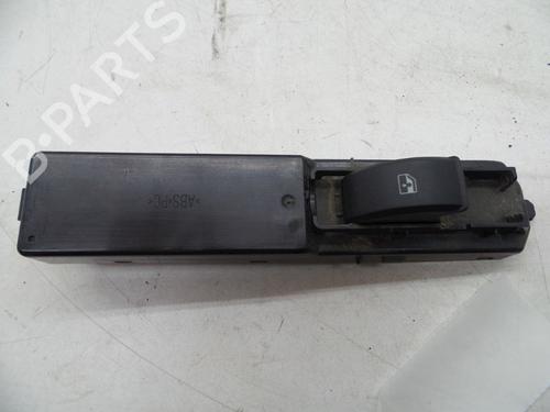 Used Switch Switch SAAB 9-3 (YS3F, E79, D79, D75) 1,8t (150 hp) 18613881 18613881
