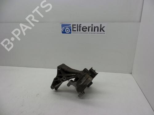 Used Engine mount OPEL VECTRA B Estate (J96) 2.2 DTI 16V (F35) (125 hp) 18621359