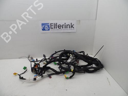 Used Wiring harness Wiring harness VOLVO V40 Hatchback (525) T2 GTDi (120 hp) 18615445 18615445