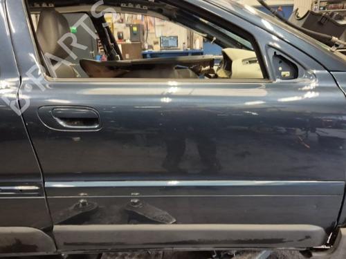 Used Right front door VOLVO XC70 I Cross Country (295) D5 XC AWD (163 hp) 24016078