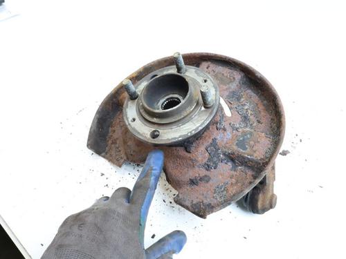 Used Right front steering knuckle Right front steering knuckle SAAB 900 I Combi Coupe 2.0 i (115 hp) 18608355 18608355