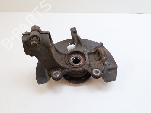 Used Right front steering knuckle VOLVO V70 III (135) D5 (205 hp) 21079131