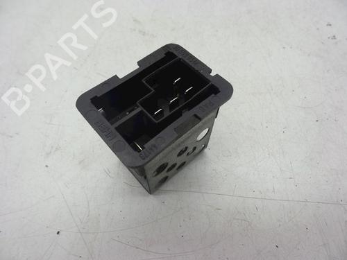 Used Heater resistor Heater resistor OPEL ASTRA G Hatchback (T98) 1.6 (F08, F48) (84 hp) 18619686 18619686