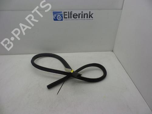 Used Rubber door seal VOLVO C70 II Convertible (542) T5 (220 hp) 18619860